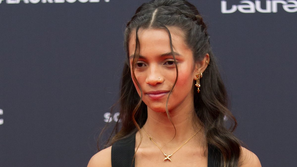 A skatista Rayssa Leal, convidada do Altas Horas deste sábado, no tapete vermelho do Prêmio Laureus, em Madri, em abril de 2024