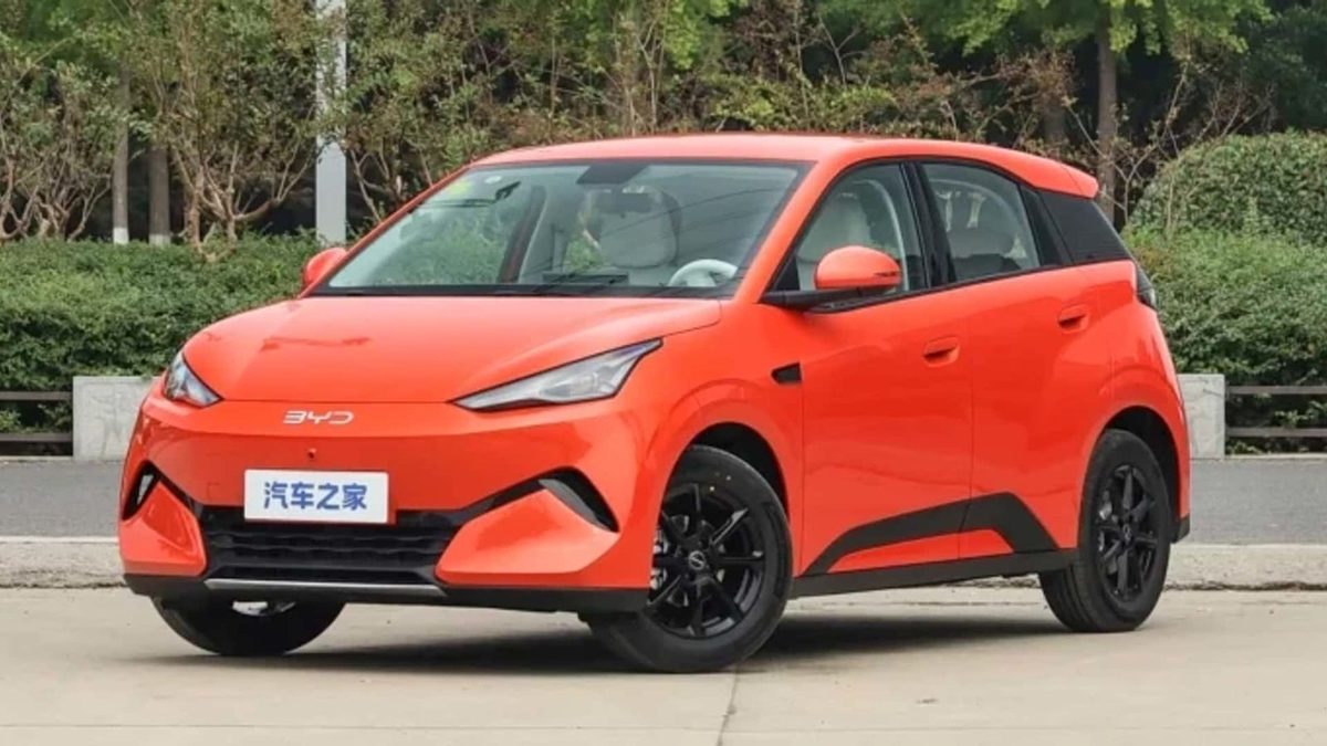 BYD Dolphin Mini estreia mais barato na China, mas recarga de nove minutos custa mais