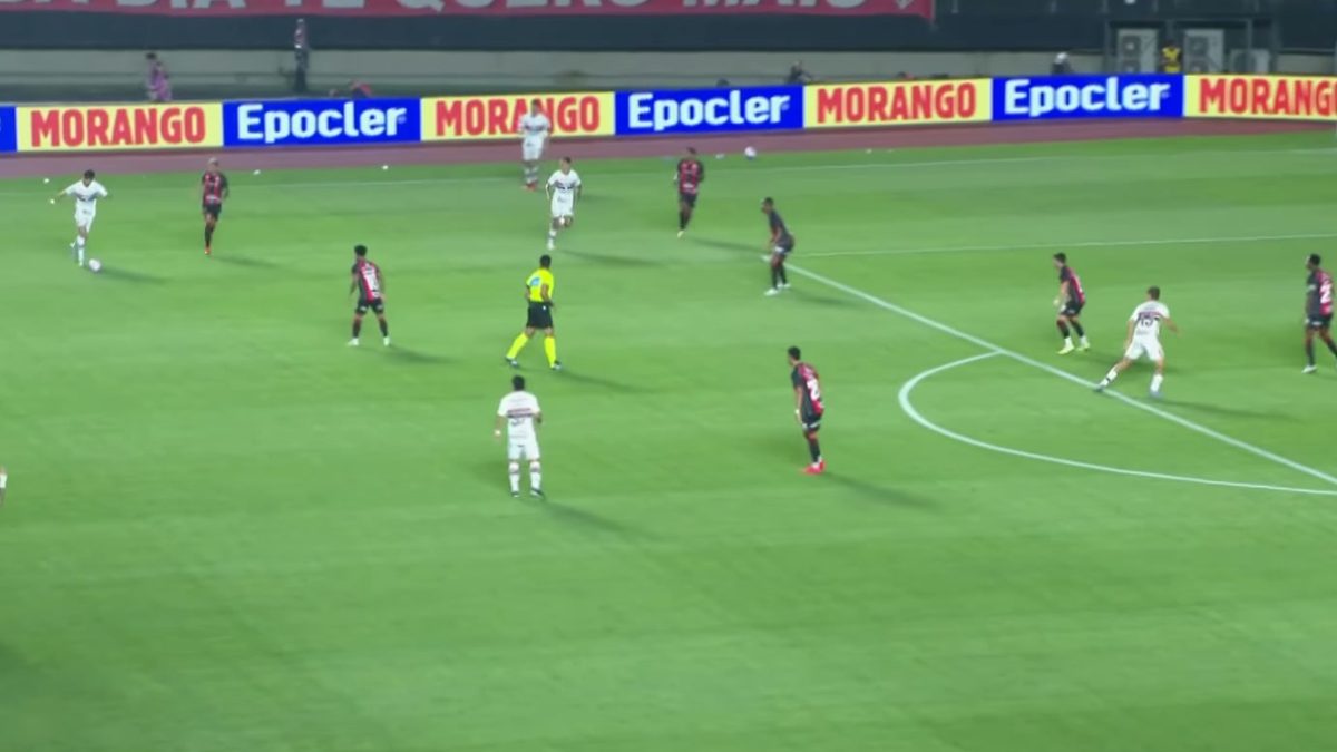 Calleri decide com dois gols contra o Vitória, mas a vitória do São Paulo ainda passa por um susto nos últimos lances no Morumbis