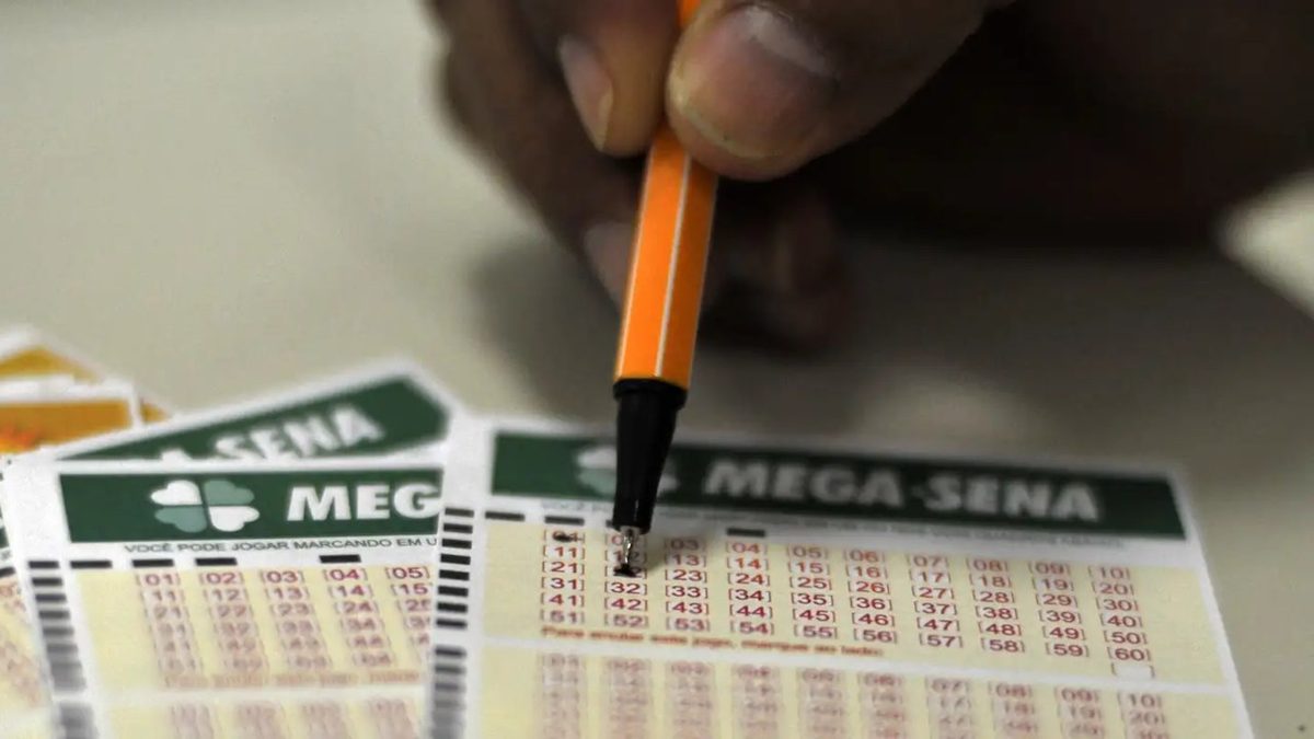 Chance de ganhar a Mega-Sena com seis dezenas é de 1 em 50.063.860; o que isso quer dizer?