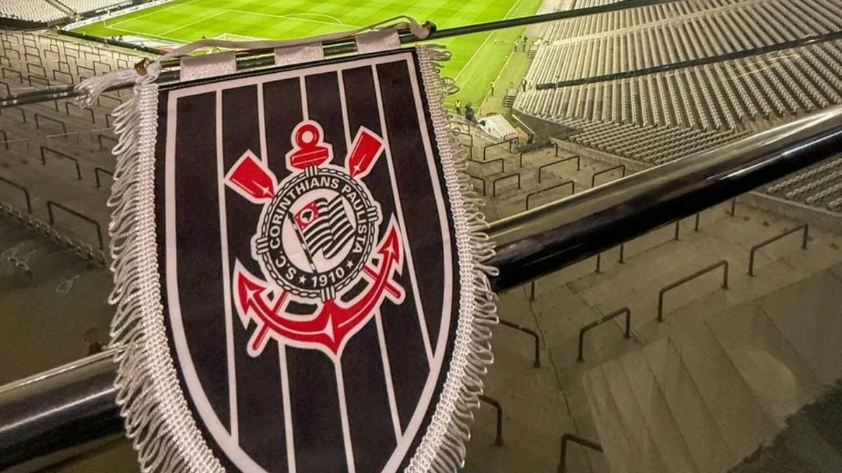 Corinthians lidera dívida total, mas Atlético-MG deve mais no curto prazo; entenda