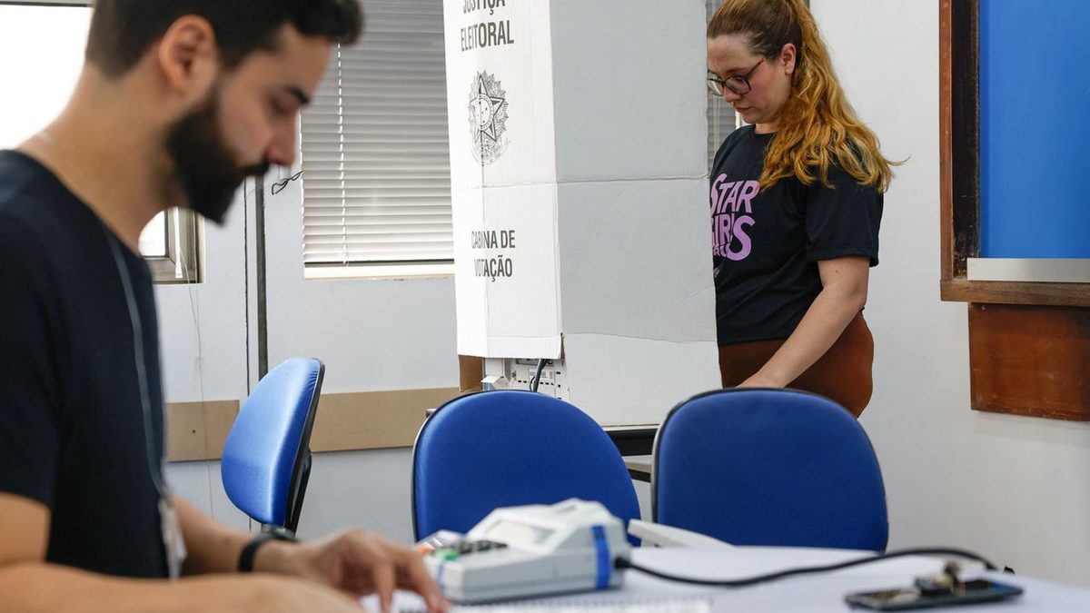 Dos locais de votação que pareciam mudar no 2º turno, restou só um em cada dez