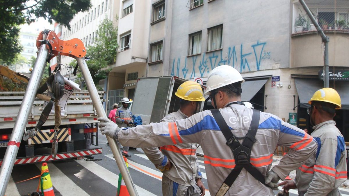 Enel: multa de R$ 11,4 milhões por apagões é mantida, mas o caso ainda admite recurso