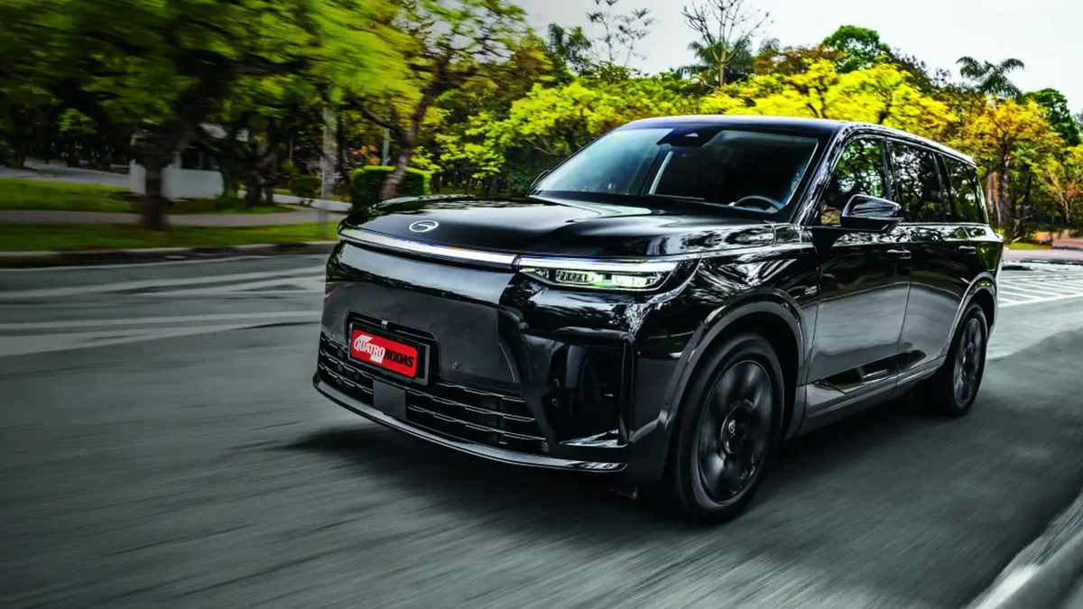GAC GS9: bancos com massagem e 500 cv não contam tudo; veja o que incomodou no teste