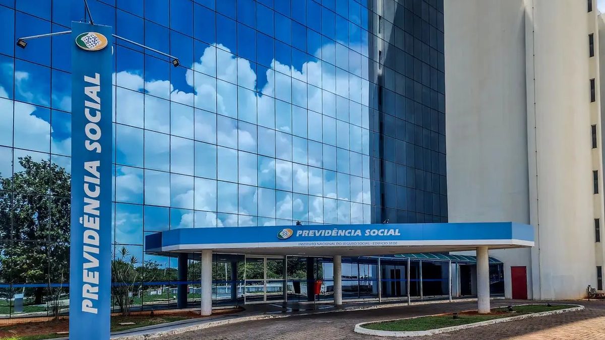 INSS paga primeiro quem ganha até um salário mínimo; o dígito após o traço não conta