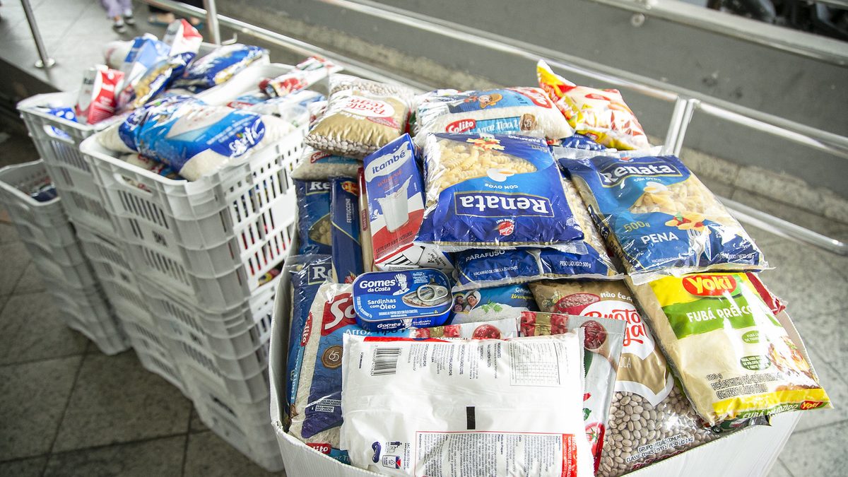 IPCA-15 de outubro sobe 0,32% e alimentos pesam mais da metade da alta de preços