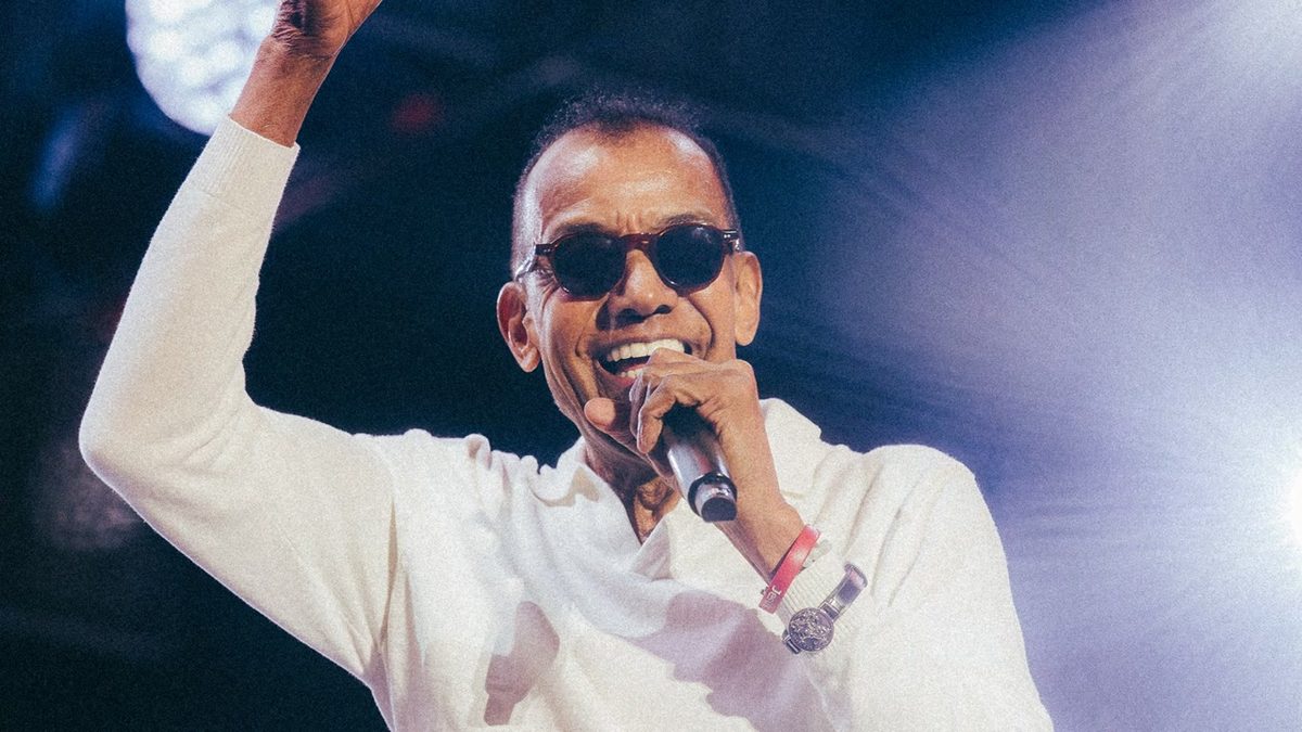 Jorge Ben Jor chora ao homenagear o público e é ovacionado em show de mais de duas horas para 51 mil pessoas em São Paulo