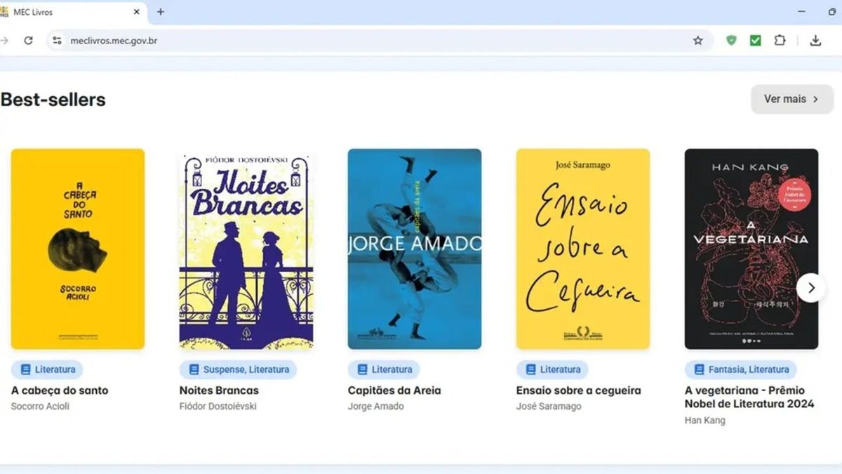 MEC Livros muda a rotina de quem lê muito: são quatro títulos protegidos por mês