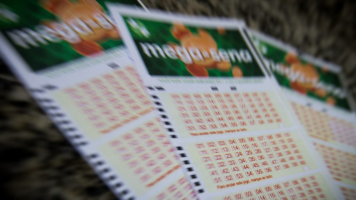 Mega-Sena faz cinco sorteios em sequência, e o primeiro tem estimativa de R$ 300 milhões