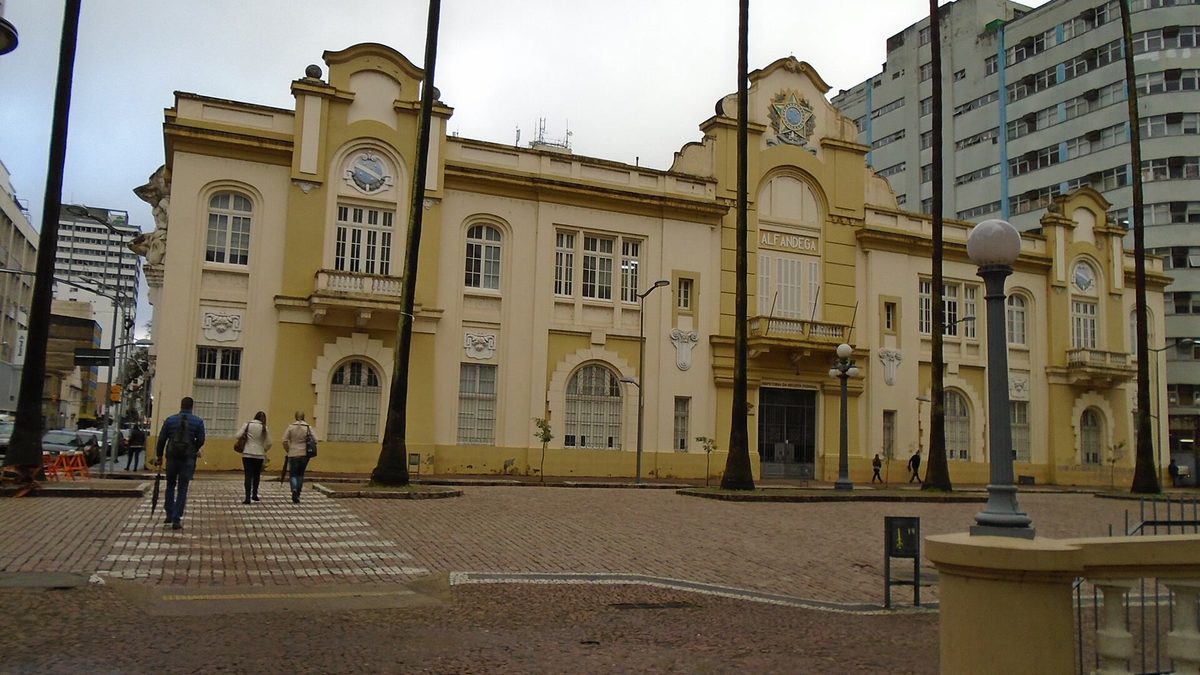 Restituição do Imposto de Renda pode travar por um detalhe que o sistema da Receita mostra