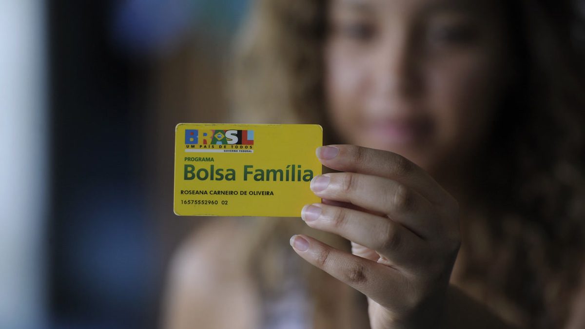 Bolsa Família: renda de trabalho mantém metade do valor por até 12 meses, sem corte imediato