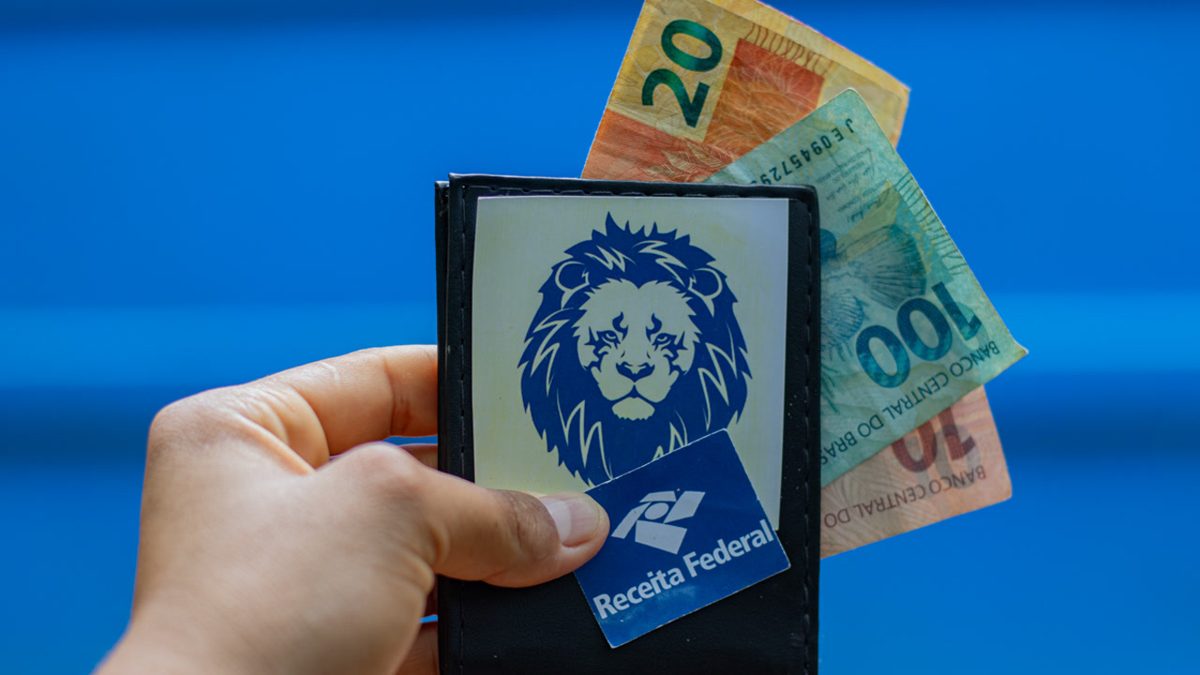Restituição do IR: lote residual de R$ 531,6 milhões cai em 30 de outubro; veja como consultar