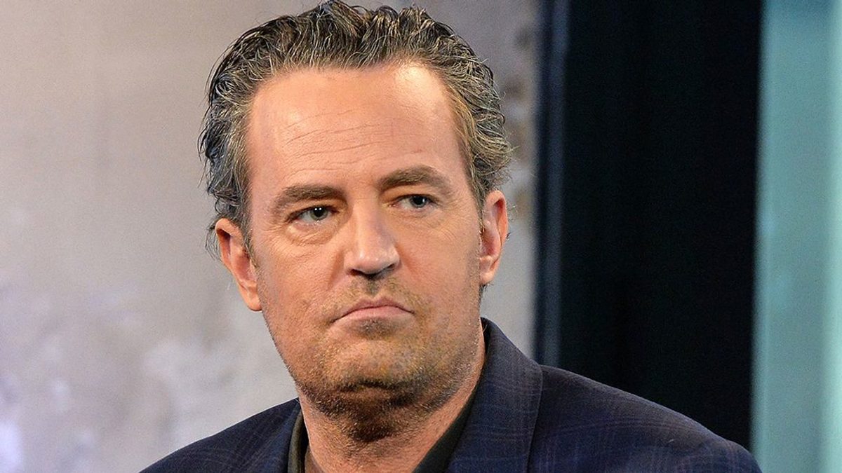 Série sobre ator de Friends traz a irmã e amigos, mas colegas de elenco não falam