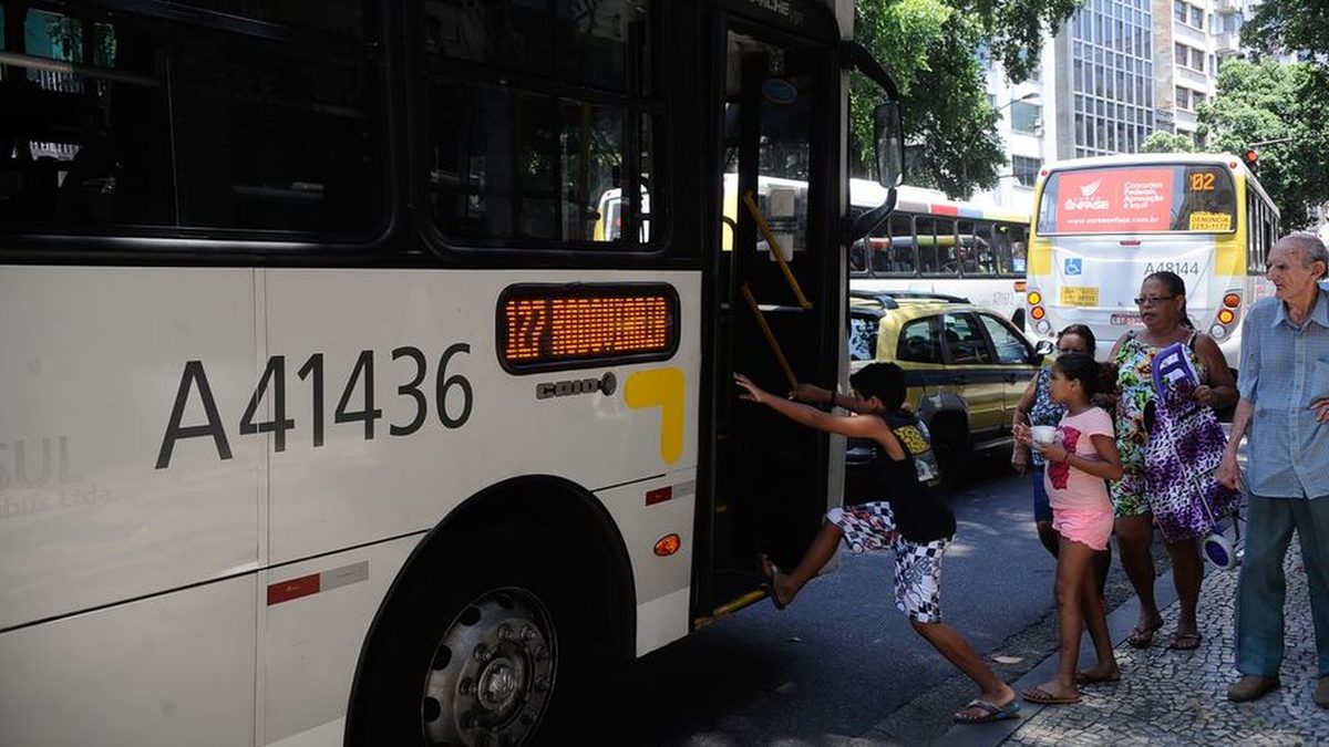 Ônibus no Rio de Janeiro, com transporte público gratuito nos dias de votação