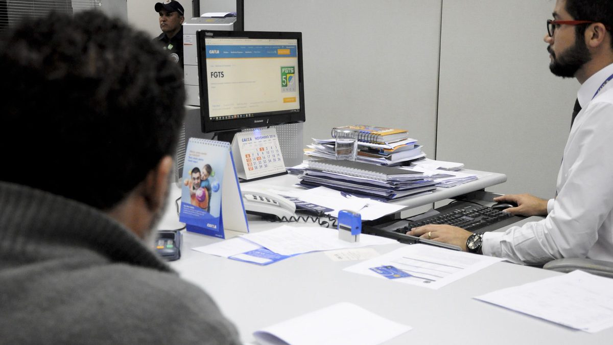 Valor do Bolsa Família: o que significa o R$ 600 e quem pode receber mais